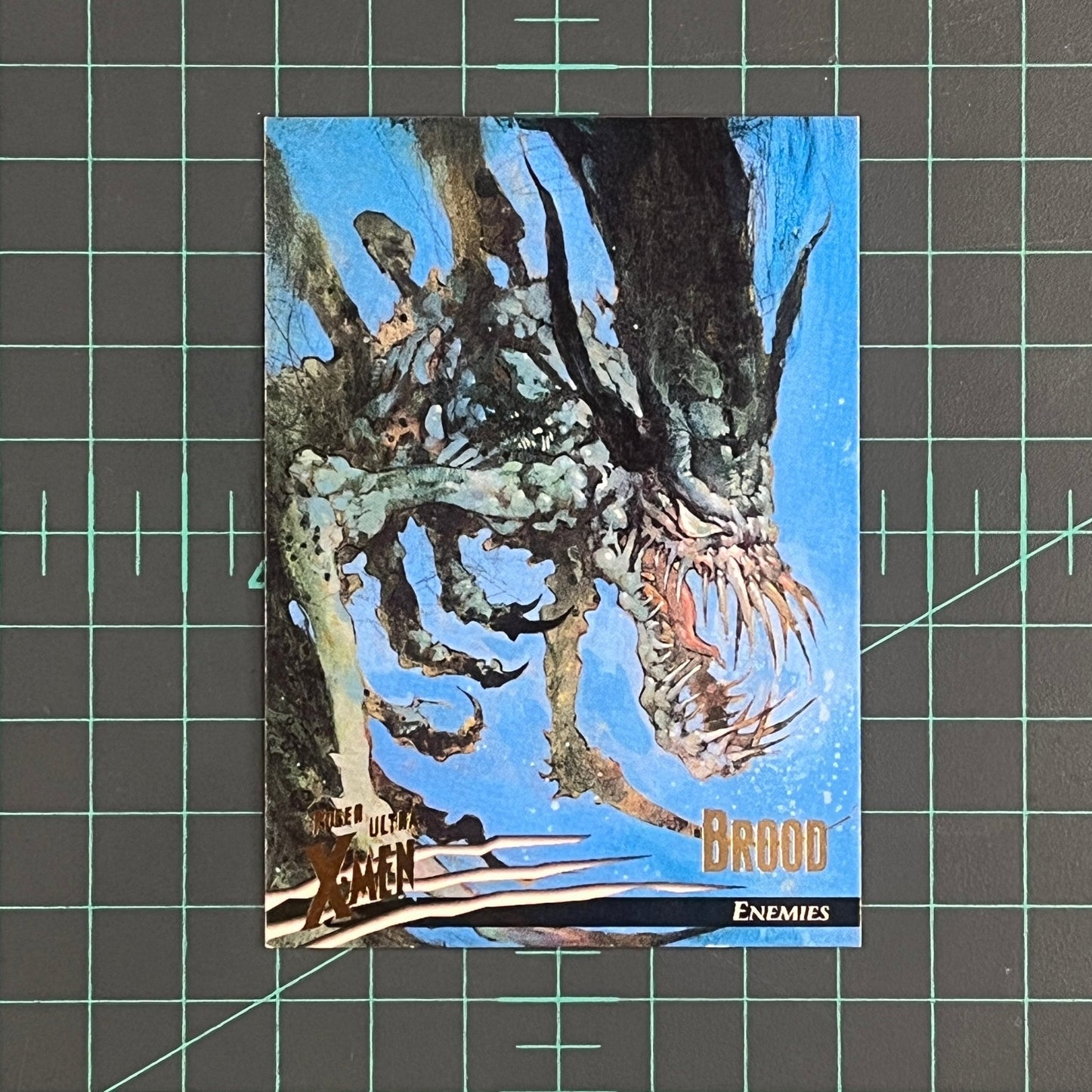 69 Brood | 1996 | X - men Ultra Fleer Wolverine | Trading Card - RetroguySA