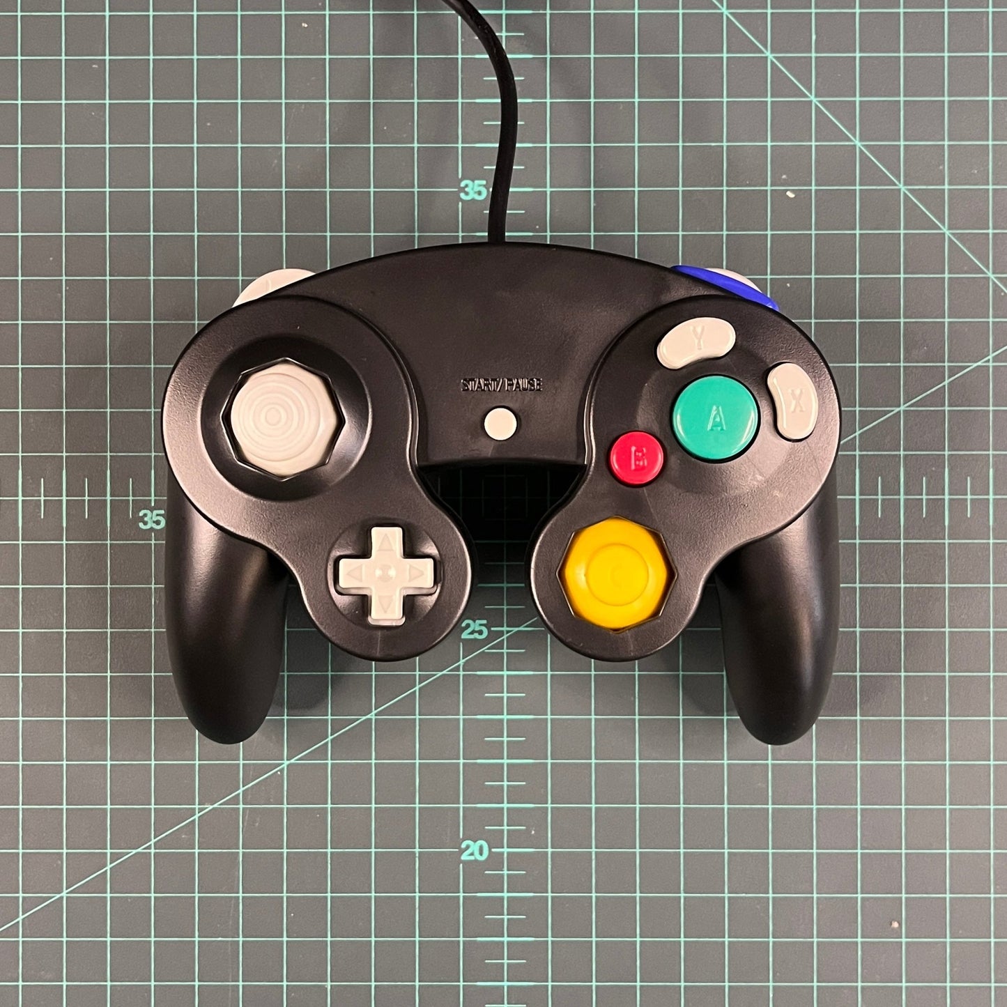 Generic Gamecube Controller | Black | Game Cube | Nintendo | Used Accessories - RetroguySA
