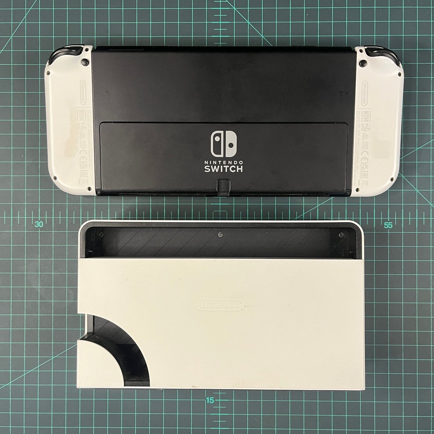 Nintendo Switch OLED | White | Switch Lite | Handheld | Used Console - RetroguySA