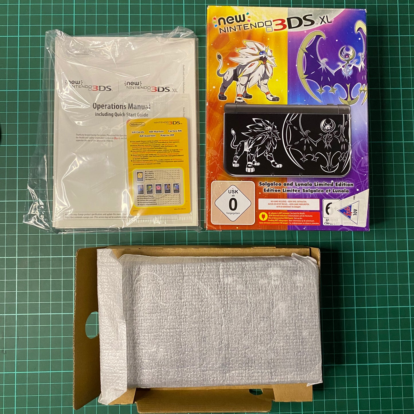 Solgaleo & Lunala (Sun & Moon) Limited Edition Nintendo 3DS XL | Pokemon | 3DS XL | Used Handheld Console